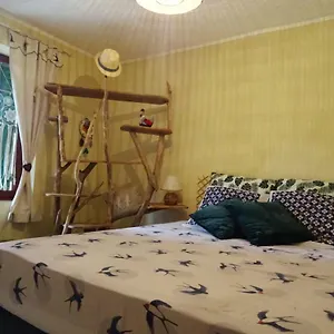 Chambre à La Ferme , Besson France